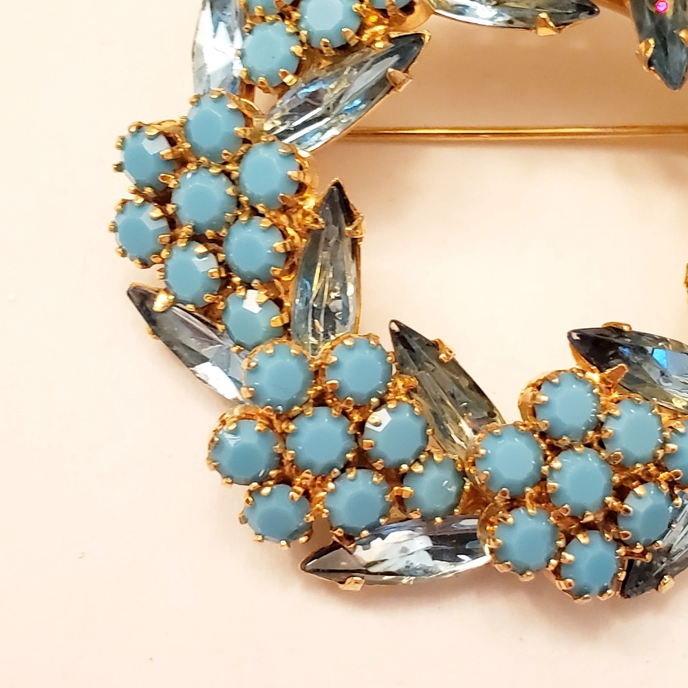 Austria Blue Milk Glass And Rhinestone Navette Goldtone Blue Floral Brooch - Picture 5 of 5